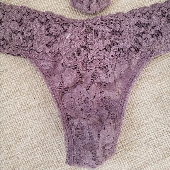 HANKY PANKY SIGNATURE LACE LOW RISE THONG 3pack - Picture 4 of 11